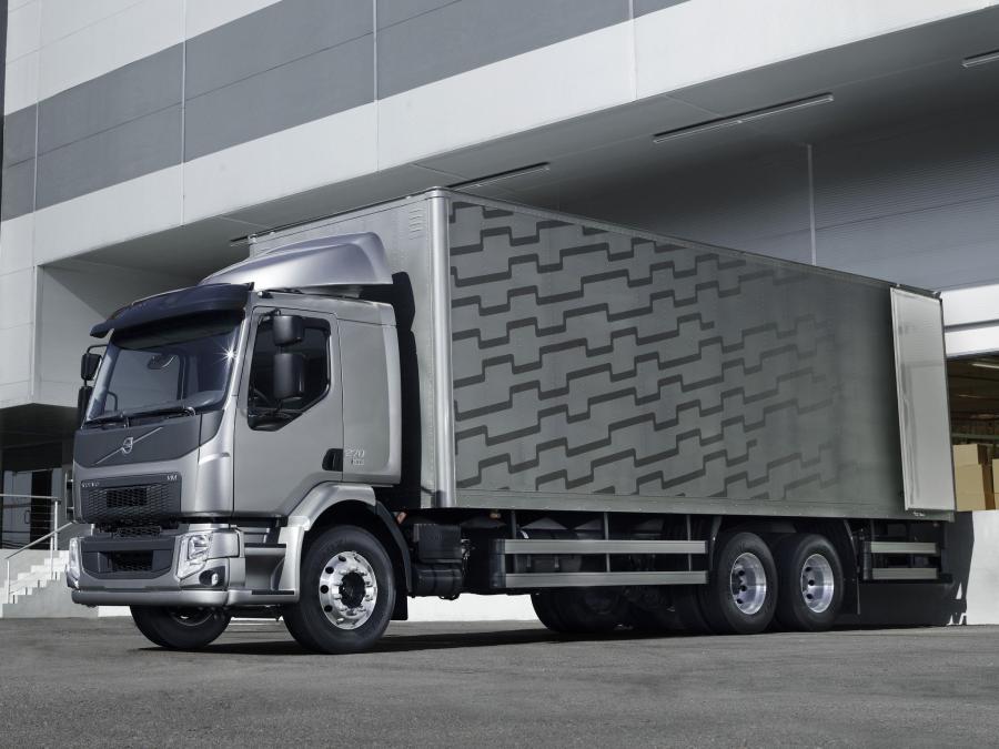  Volvo VM 270 6x2 2014 года  (фото 1 из 20)